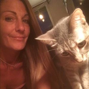 Meet your Posher, Julie